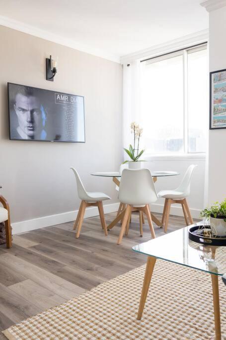 Modern, Trendy And Comfortable 2 Bedroom In * Kapstadt